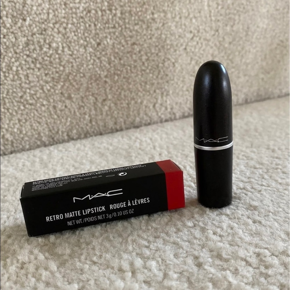 Mac lipstick